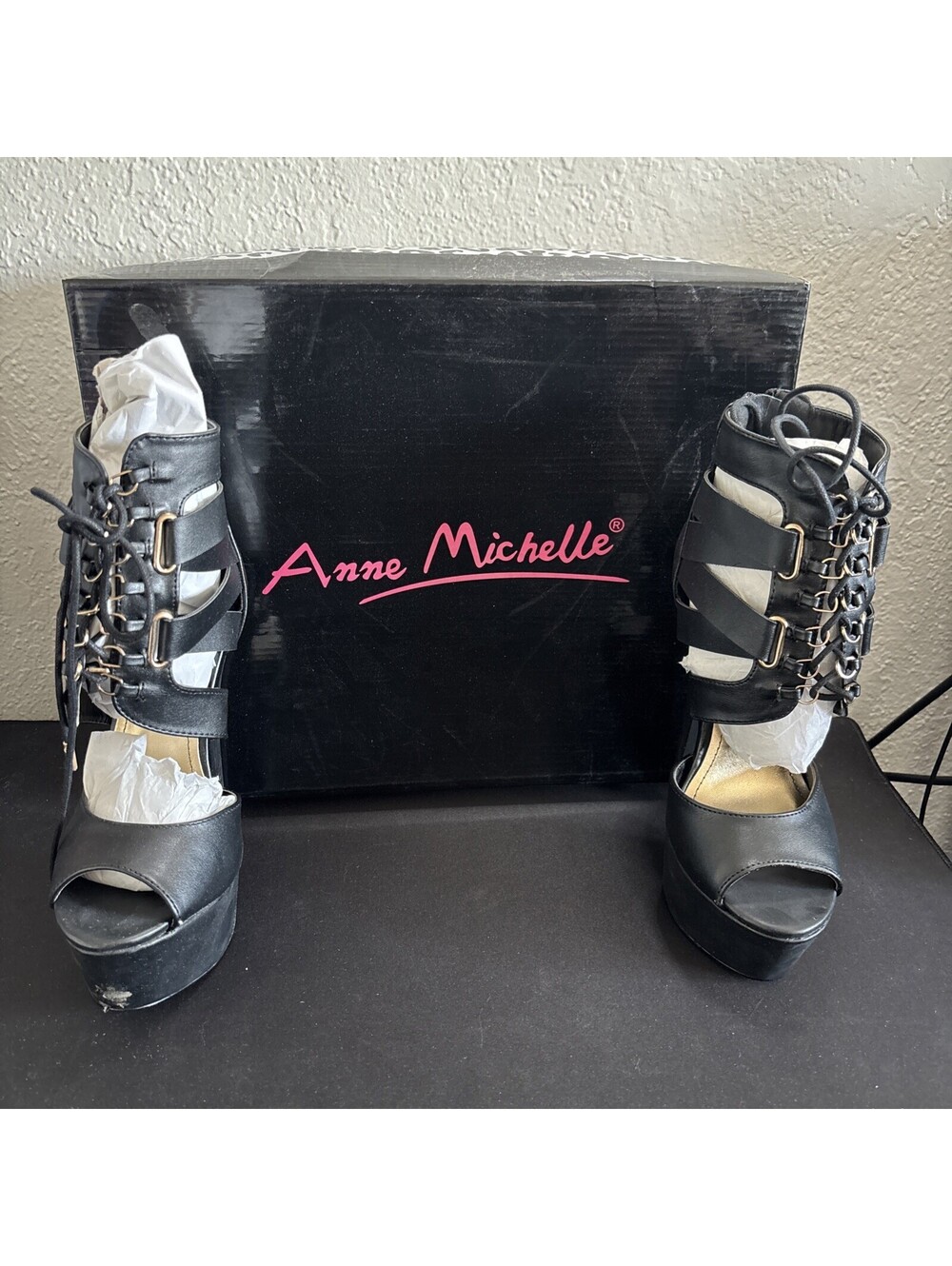 Anne Michelle Black Strappy Platform Peep Toe Heels Lace Up Chain Detail Size 6